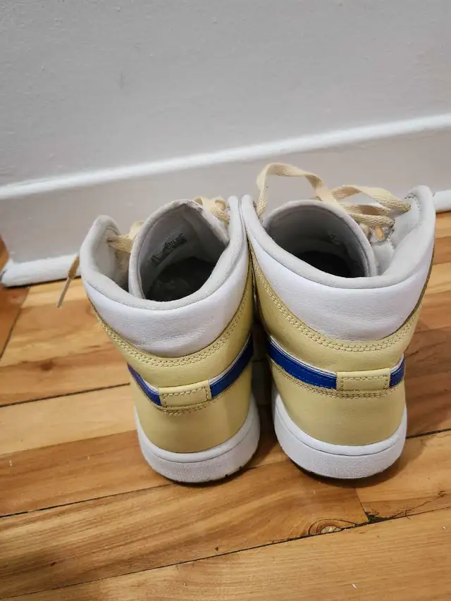 Nike Air Jordan 1 Mid Lemon Wash Lapis White BQ6472-701 in Multi-item in City of Montréal - Image 5
