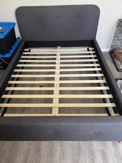 Queene bed, View more