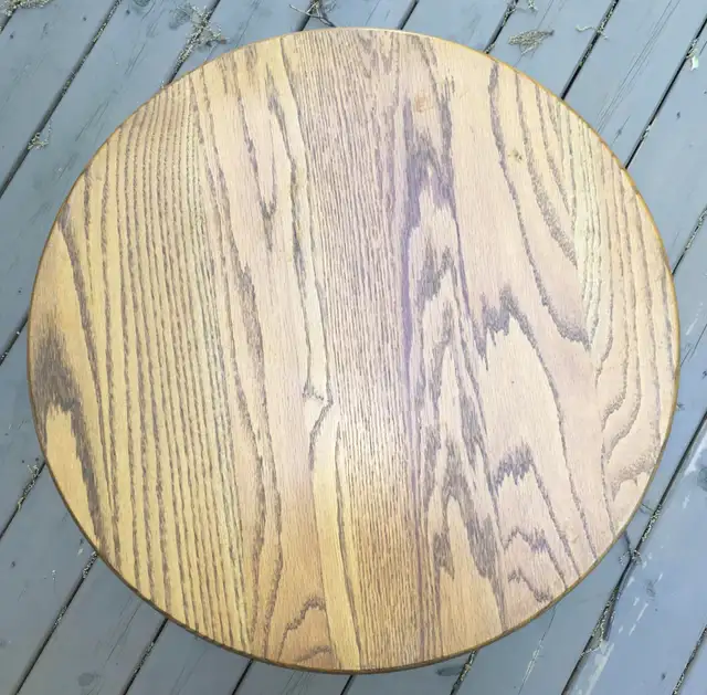 24" Oak Table with Claw Feet in Other Tables in Sarnia - Image 3
