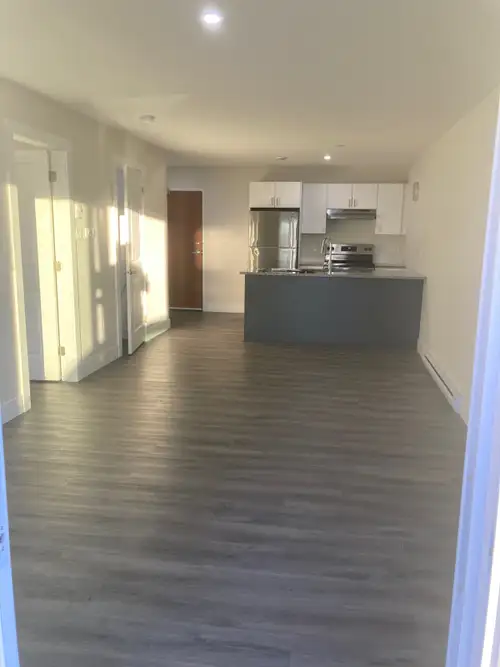 1 bedroom unit with oversized walk in closet! Washer dryer in suite Oversized deck All stainless ste...