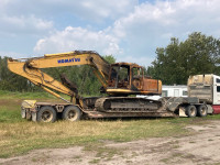 220 Komatsu excavator 