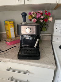 DeLonghi Stilosa Espresso Machine