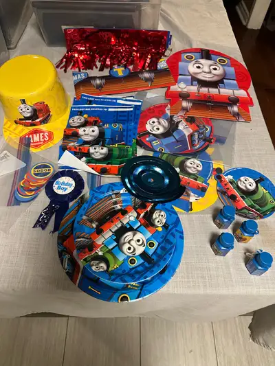 Kids party decor - Thomas the Train, View more