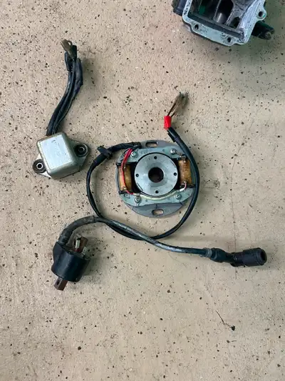 1982 KX125 parts Cylinder with original nikasil from a very low hour bike. Perfect condition - comes...