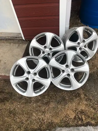 roue mags de Hyundai Accent 16 po.