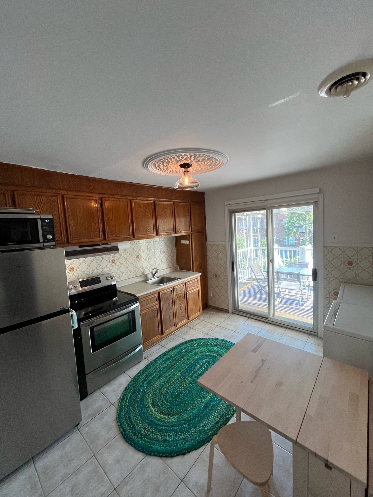 Lease Takeover: Bright 4½ in Villeray — photo 2