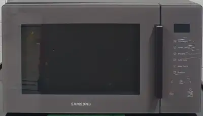 SALE‼️Open Box! Microwave “SAMSUNG” Model: MS11T5018AC ➡️Final Sale Price: $199,- total Pick up: Sou...
