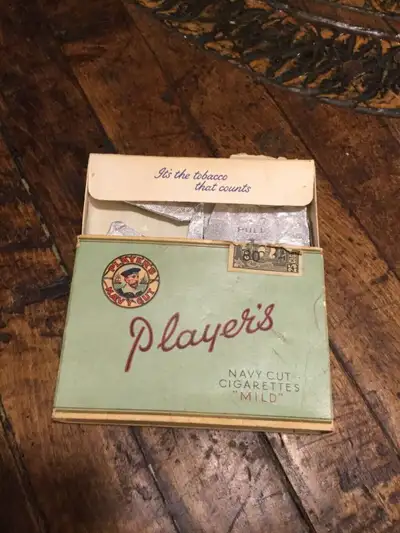 Vintage early era Players filter Cigarette Cardboard Packaging. Very good original condition. As pic...