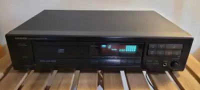 ONKYO DX702 CD-PLAYER WITH REMOTE, View more