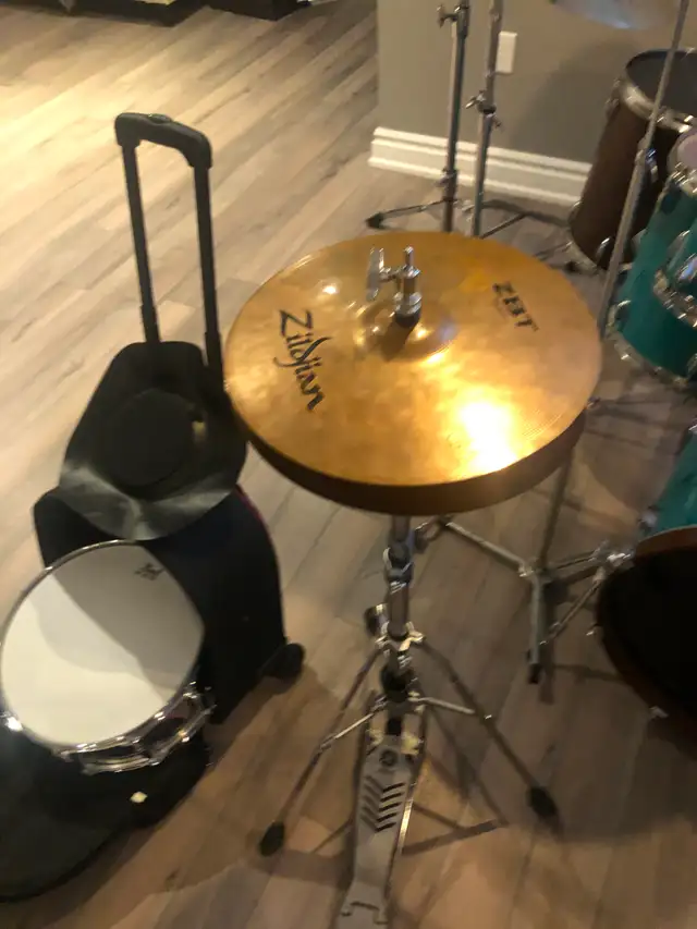 MANY CYMBALS TAMA,YAMA SNARES, DOUBLE BASS PEDAL, DRUM PARTS+MOR in Drums & Percussion in Markham / York Region - Image 5