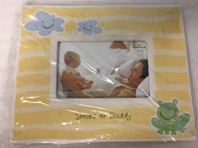 Hallmark "Smiles For Mommy" & " Daddy" Frames, View more