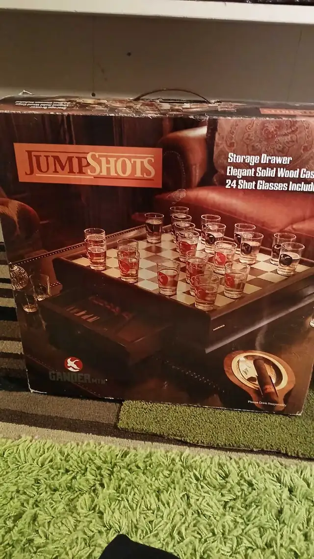 Gander Mountain JumpShots Chess Set