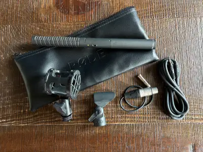 Lightly used Rode NTG-2 shotgun mic. Comes with all you see in the picture. Feel free to test before...
