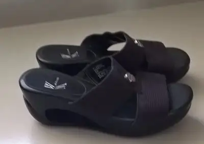 White Mountain Women's Shoes Black, View more