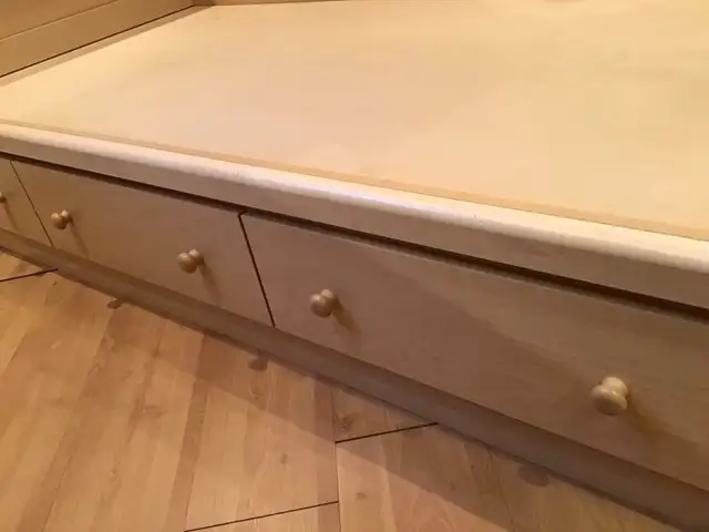 set de chambre enfant in Beds & Mattresses in Laval / North Shore - Image 5