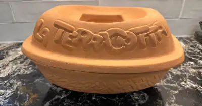 Clay Cooker - New, View more