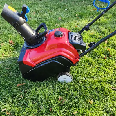 TORO snow blower gas power clear snow thrower 18'' 4 STROKE 518Z, View more