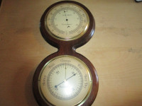 Barometer-Thermometer Combo