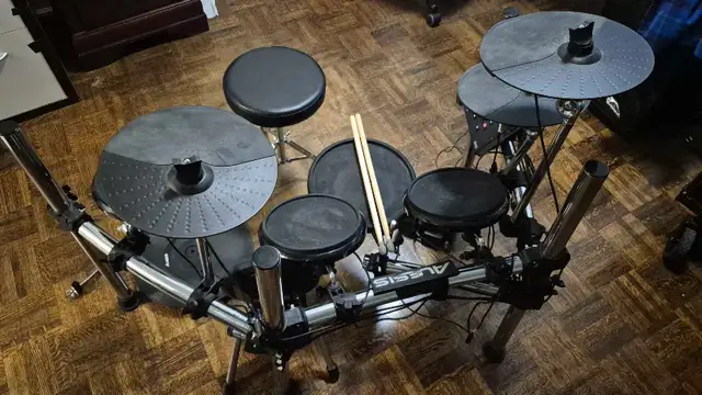 Alesis Forge Drum Kit - with options - upgraded kick/crash headp in Drums & Percussion in City of Toronto - Image 2