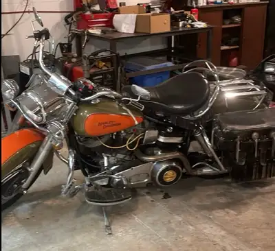 1981 Heritage Series 80 inch 4 speed Shovelhead FLH Electra Glide. Very Rare. Approx 750 produced on...