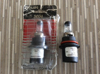 2 Phares ampoules Halogène Philips 9004 12 volts 65/45 watts