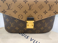 Louis Vuitton pochette metis 