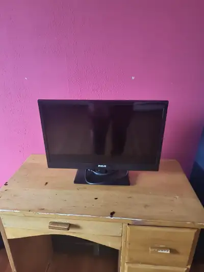 Tv a vendre 100$ neuve de marque RCA, View more