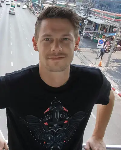 Need a hand? Looking for odd jobs!!, View more