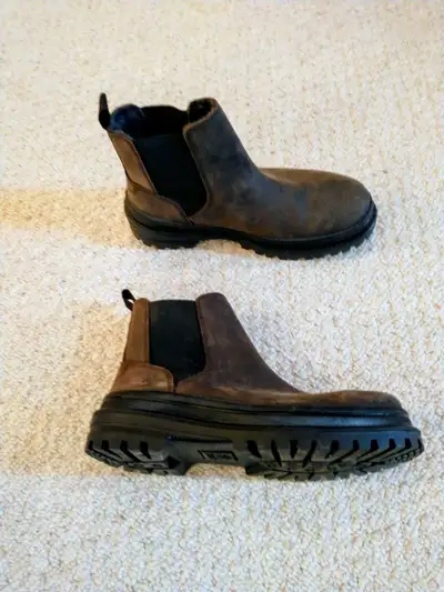 New Pair of KAMIK Men's Lined Shoes , Size 8, Medium , View more