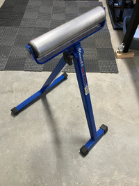 Folding Roller Stand