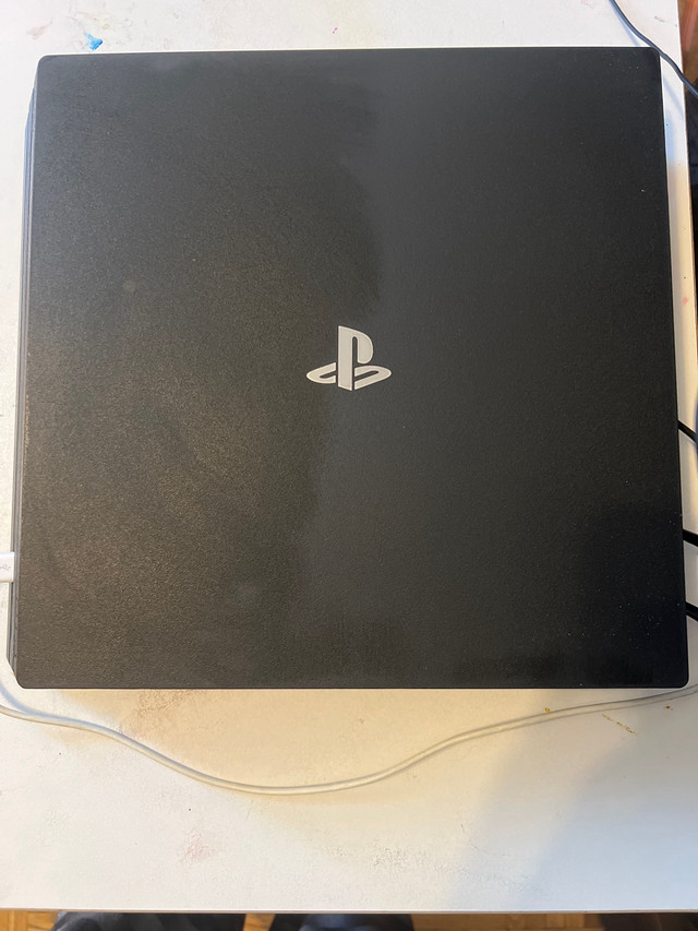 Sony PS4 Pro  in Sony Playstation 4 in City of Toronto