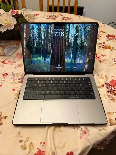 MacBook Pro (2021) M1 64GB / 2TB, View more