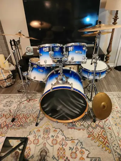5 pc. Mapex Pro M Maple drums, hardware, Sabian cymbals!, View more