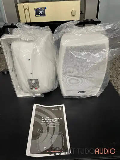 STORE LOCATION: 545 TELFER St S, Winnipeg, MB IO655WT 6-1/2" 2-Way Indoor/Outdoor Speaker Pair White...