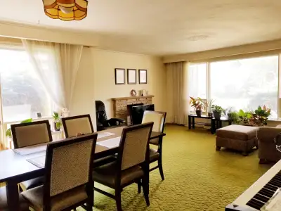 House Room Rental *Finch & Bayview, Bayview Village *Comfortable Main floor *Available for only AUG....