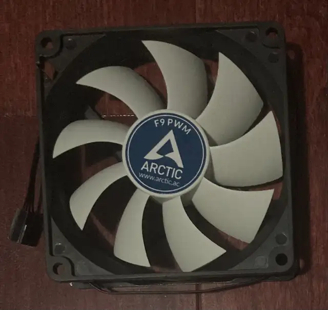 Arctic F9 PWM PC Case Fan in System Components in Oakville / Halton Region - Image 3