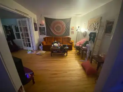 Room in 3bed1bath