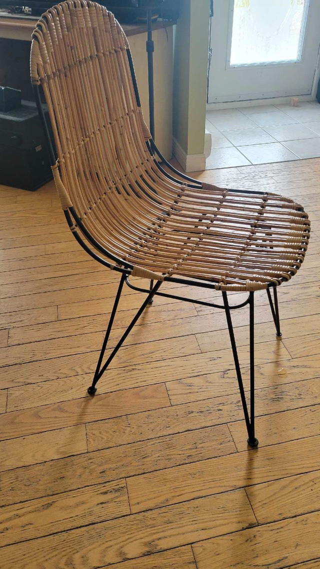Chaise en bambou  dans Chaises, Fauteuils inclinables  à Lanaudière - Image 3