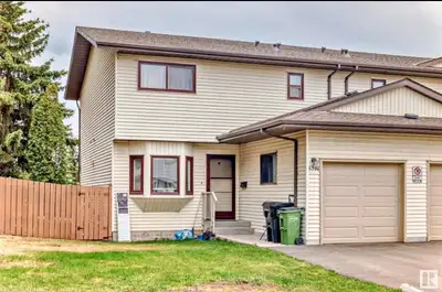Newly looking a cornor townhouse available on millwoods area, Possession available on August 1st,202...