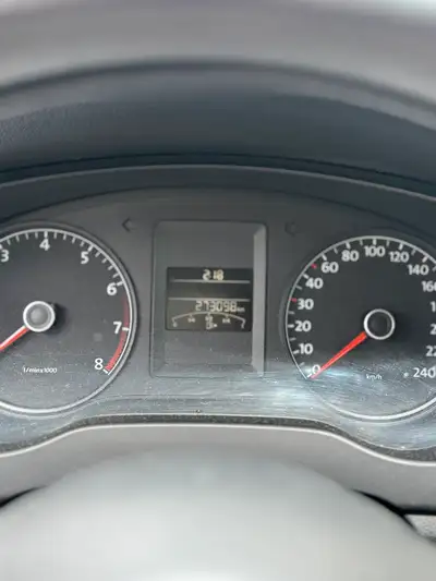 ❗️CROSS POSTED ❗️ Selling my 2011 Volkswagen Jetta – this car has a lot of potential for someone who...