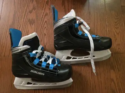 Bauer Youth Hockey Skates (Size 12-13R), View more