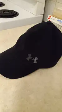 Under armour baseball cap