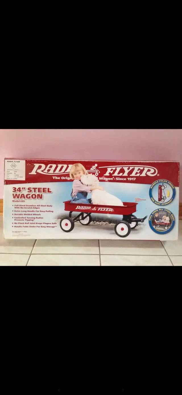 Radio Flyer  in Strollers, Carriers & Car Seats in Oakville / Halton Region - Image 2