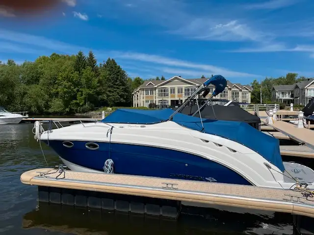 Chaparral Signature 250 in Powerboats & Motorboats in Sherbrooke - Image 3