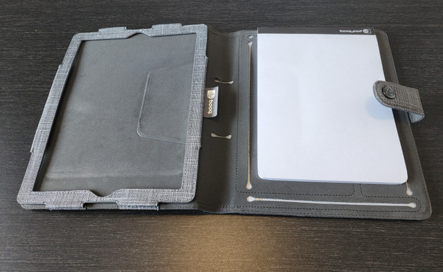Booq iPad Case in iPads & Tablets in Chatham-Kent - Image 2