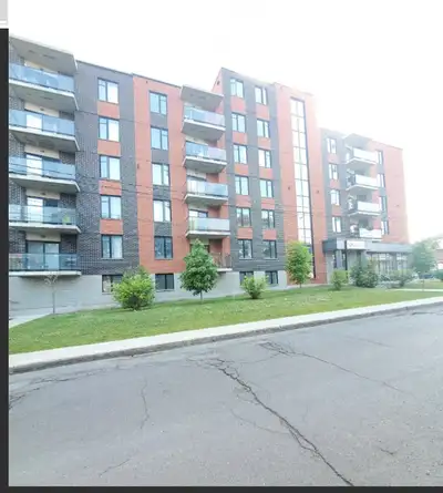 Condo for rent in Laval