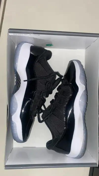 Air jordan 11 Retro lows, View more