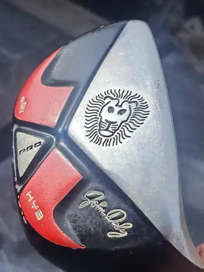 Golf Club (John Daly Edition) Great Shape Price - $10 Ph/Text: (403)396-2136