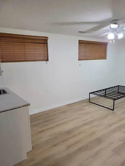 Furnished Studio basement with a separate entrance located in a very quiet neighborhood near Univers...