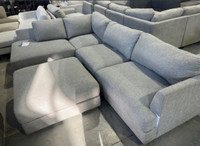 New! Thomasville Sectional With Ottoman 